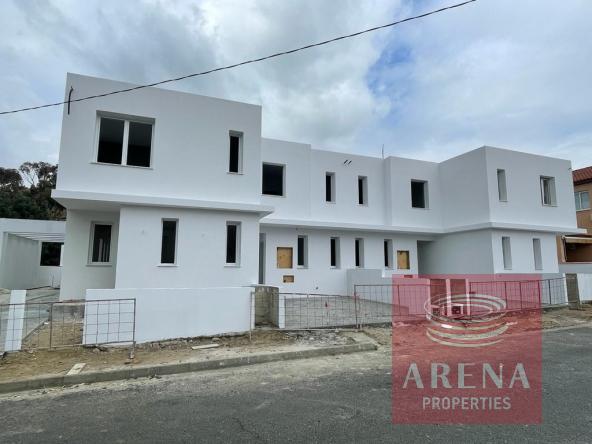 2 townhouses in oroklini 7052 2