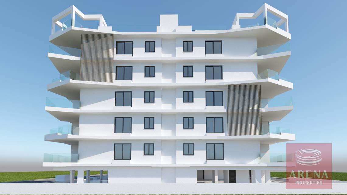 1 bed apt in Marina area to buy