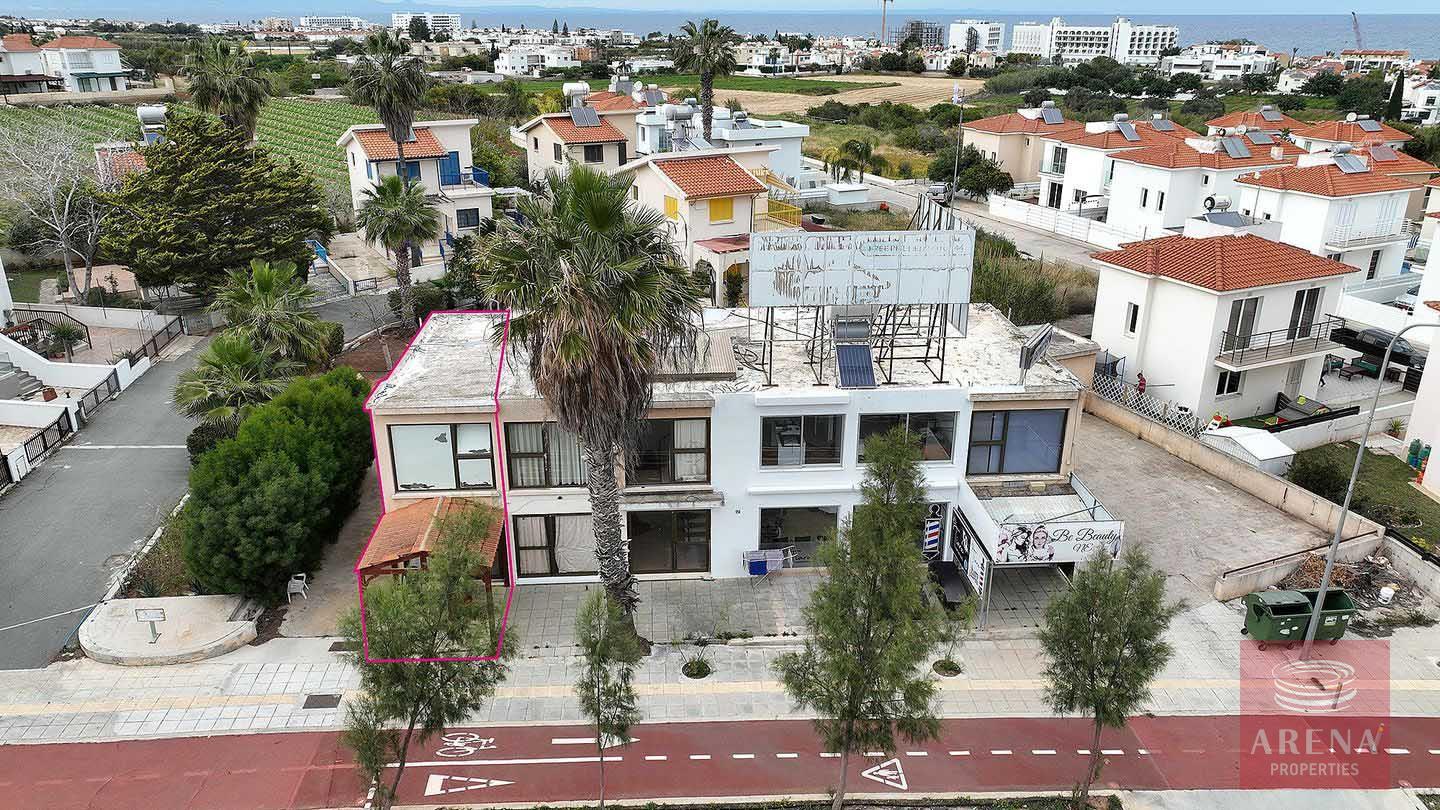 4 shop in pernera 7127