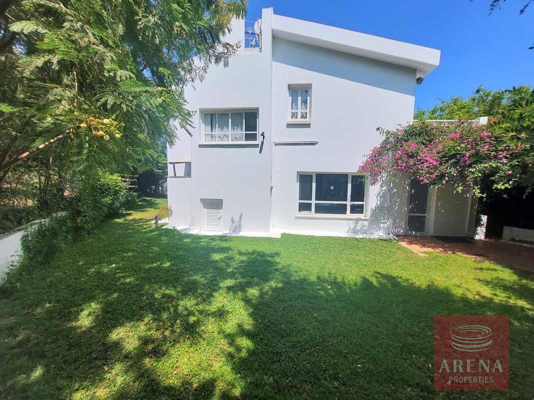 3 bed villa in protaras