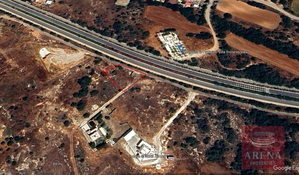 Land in Paralimni