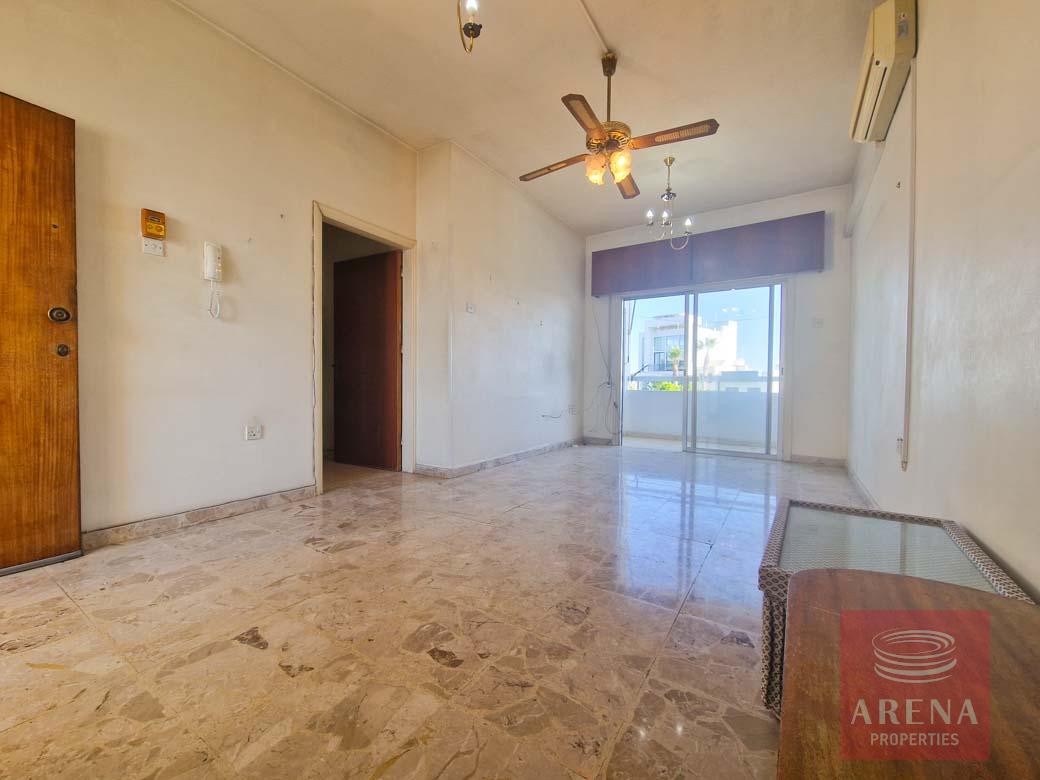 2 bed apt in larnaca