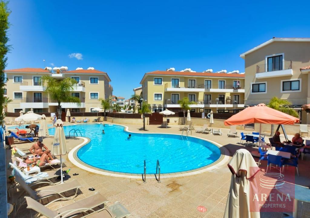 2 bed ground floor flat