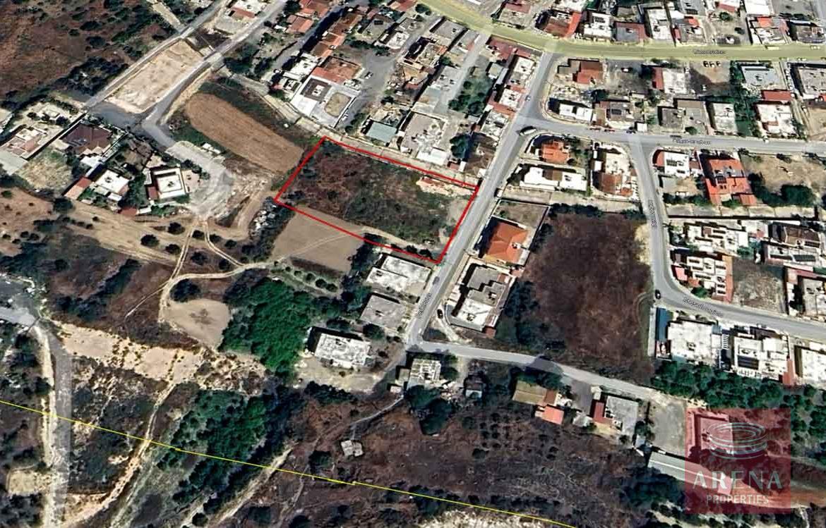 Land in Ormidia