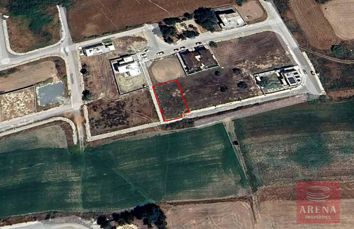 plot in Oroklini