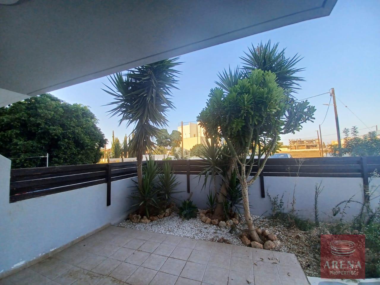 2 bed apt in Paralimni - veranda