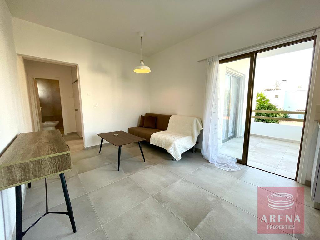 2 bed apt in Paralimni