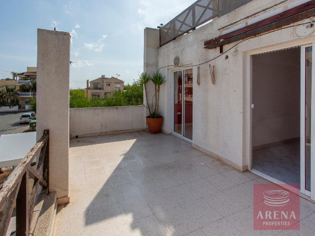 2 bed apt in kapparis