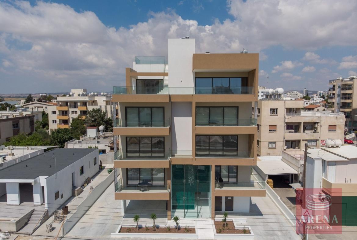 2 BED APT IN fANEROMENI