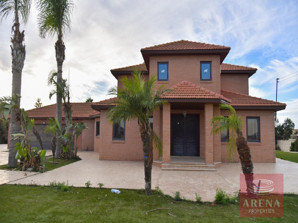 3 BED VILLA IN XYLOFAGOU