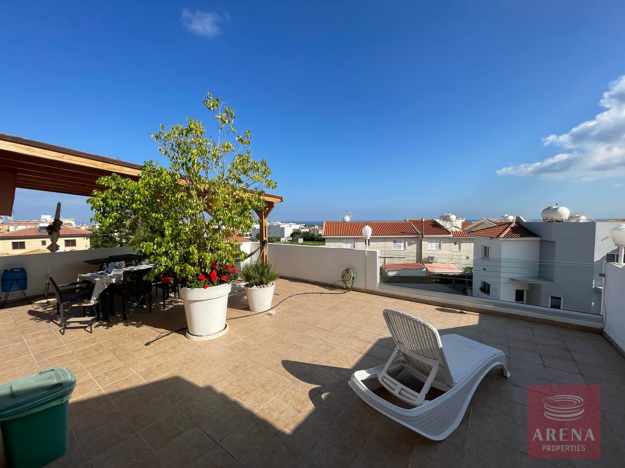 2 bed penthouse in paralimni