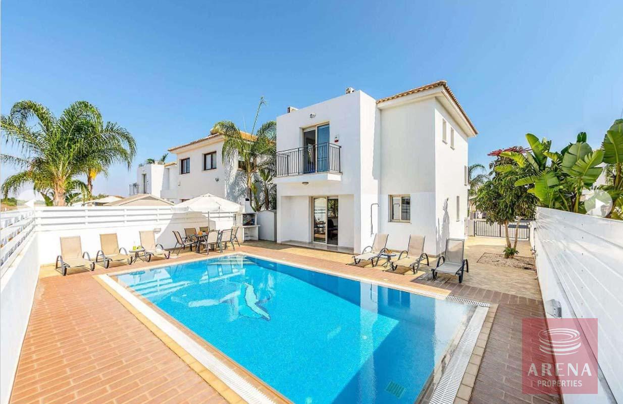 3 BED VILLA FOR RENT