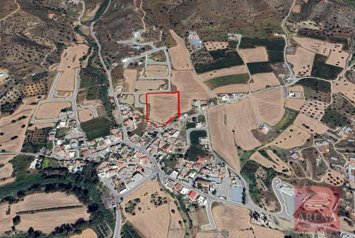 LAND IN PSEVDAS