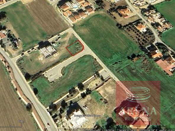 Plot in Pervolia for sale