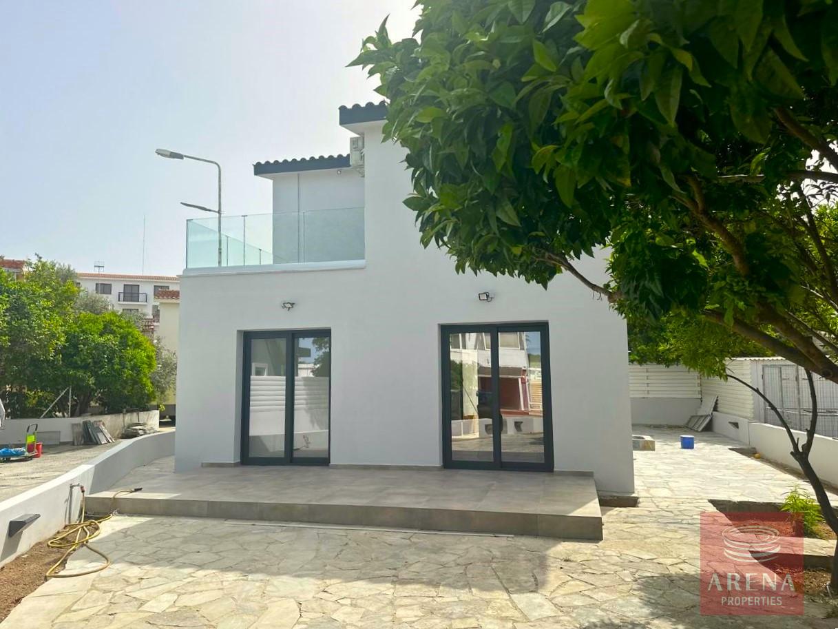 3 BED VILLA FOR RENT IN PERNERA