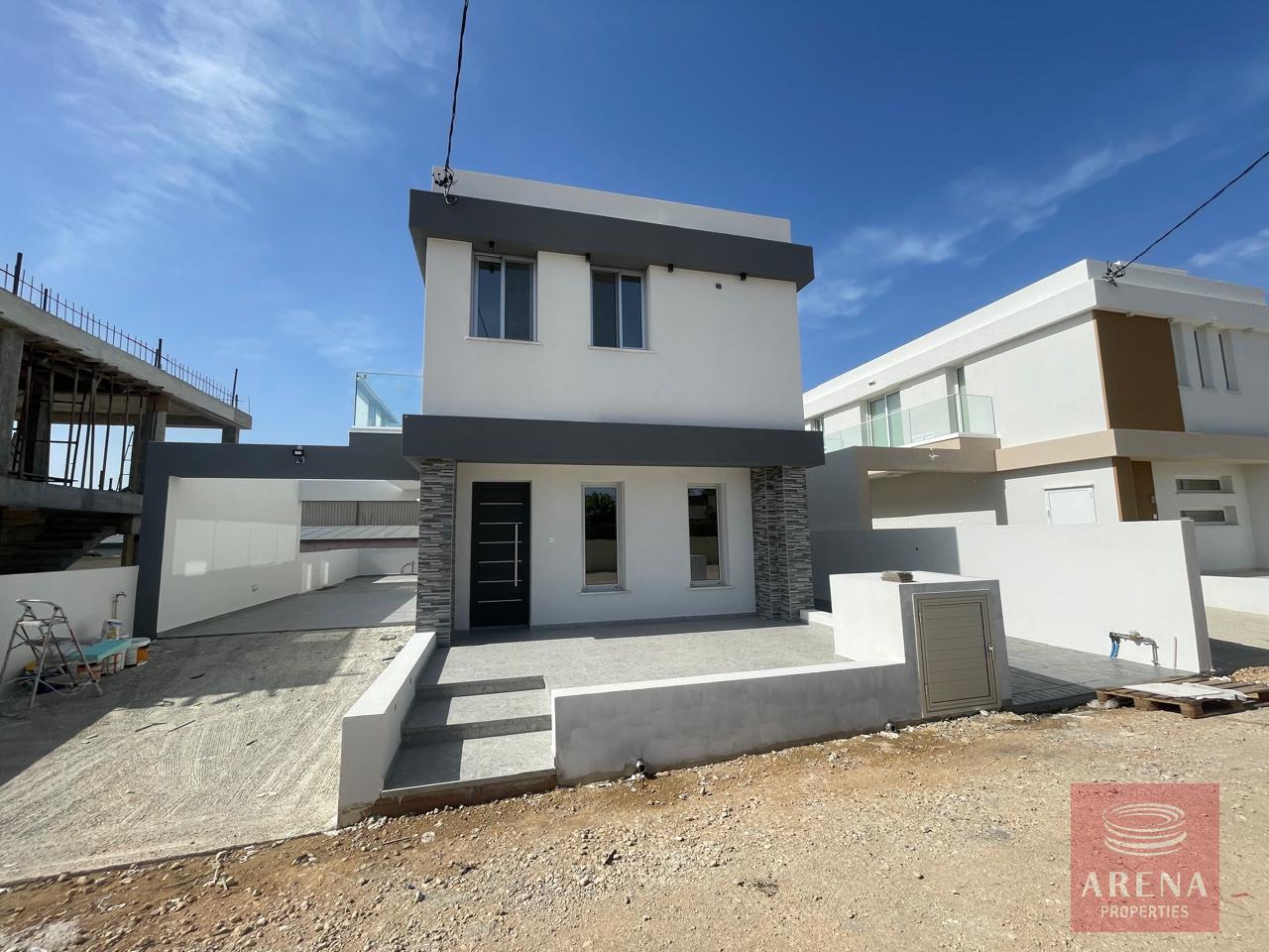 3 bed villa in paralimni