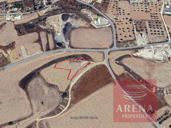 land in aradippou