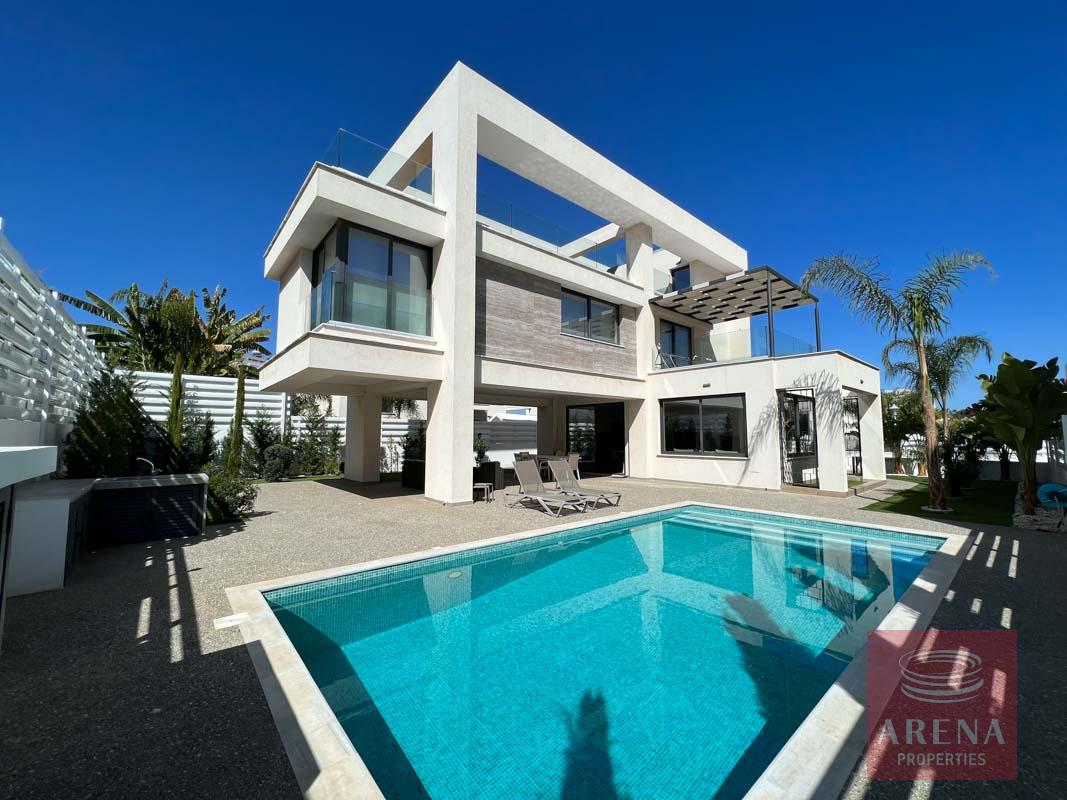 GL085 PANORAMA V50 PHOTO 1