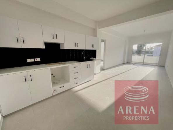 2 BED APT IN LIVADIA