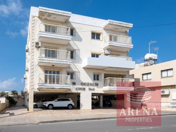 building in Paralimni