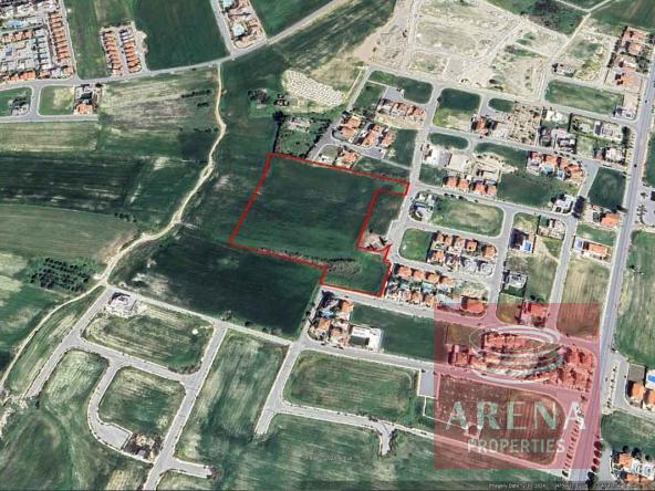 residential land in Pyla