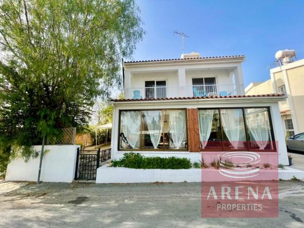 villa in mazotos for sale