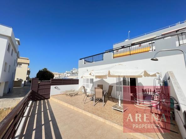 2 beed apt in Kapparis