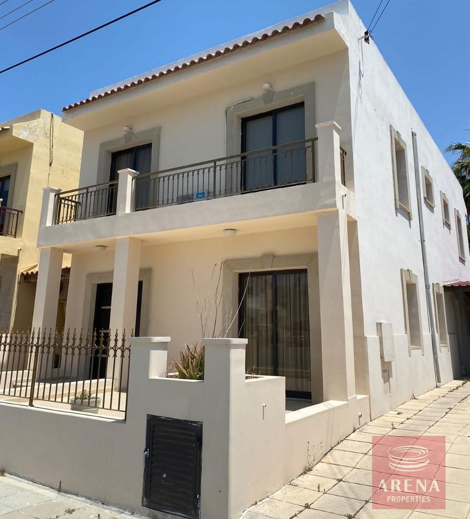 4 bed villa for sale in Aradippou