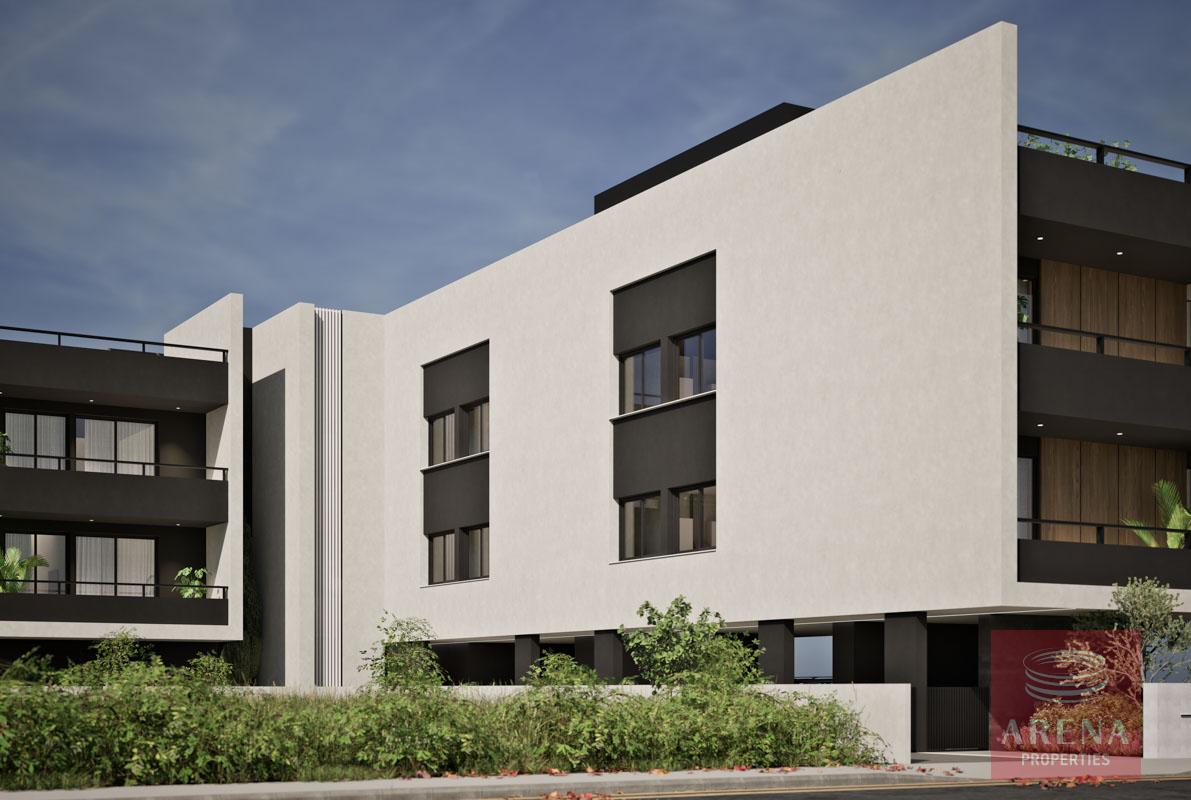 4 APTS IN LIVADIA 8558