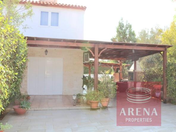 2 bed villa for sale in Pervolia