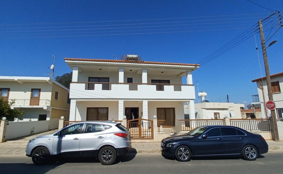 4 BED VILLA IN XYLOFAGOU