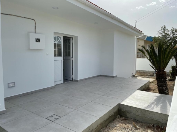 BUNGALOW IN LIVADIA