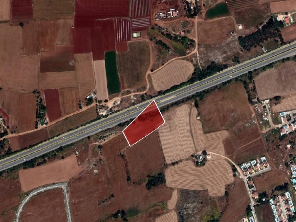 1 LAND IN AYIA THEKLA 9501 3