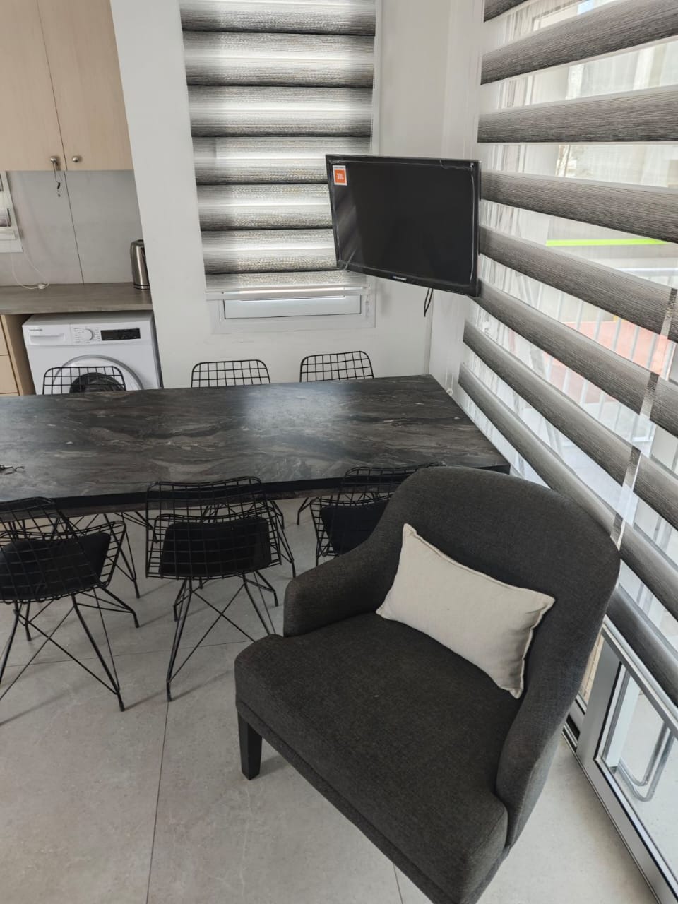 APARTMENT IN AYIA TRIADA FOR RENT