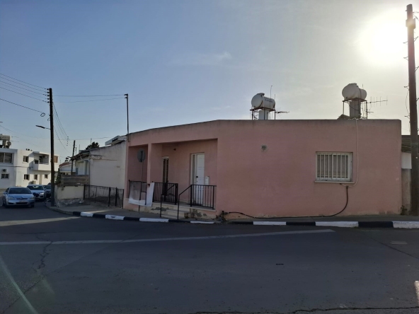 BUNGALOW IN ARADIPPOU