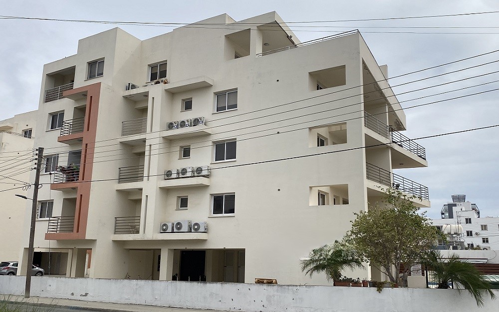 2 bed apt in Sotiros