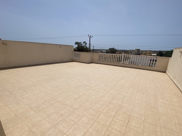 1 1 BED APT XYLOFAGOU 9782 8