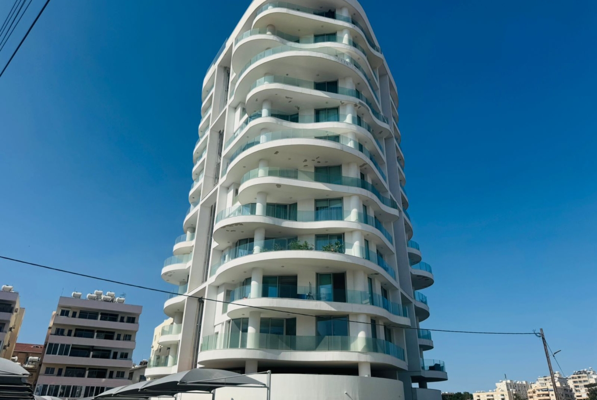 2 bed apt for rent in Makenzy