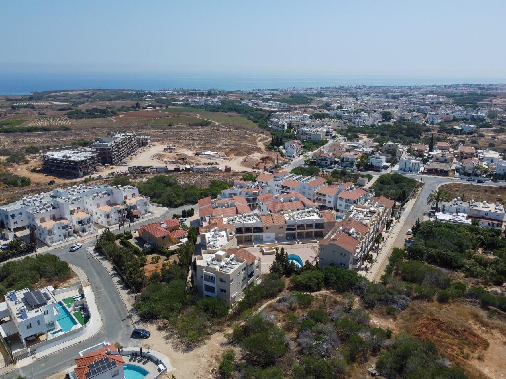 2 bed apt in paralimni