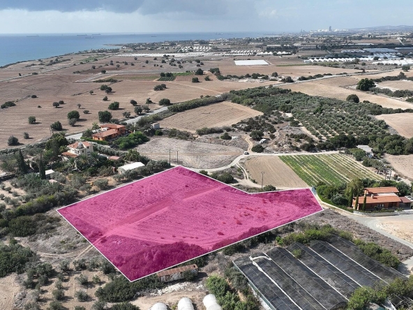LAND IN MARONI