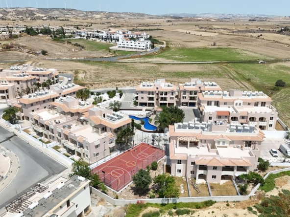 1 STUTIO TERSEFANOU 9742 2