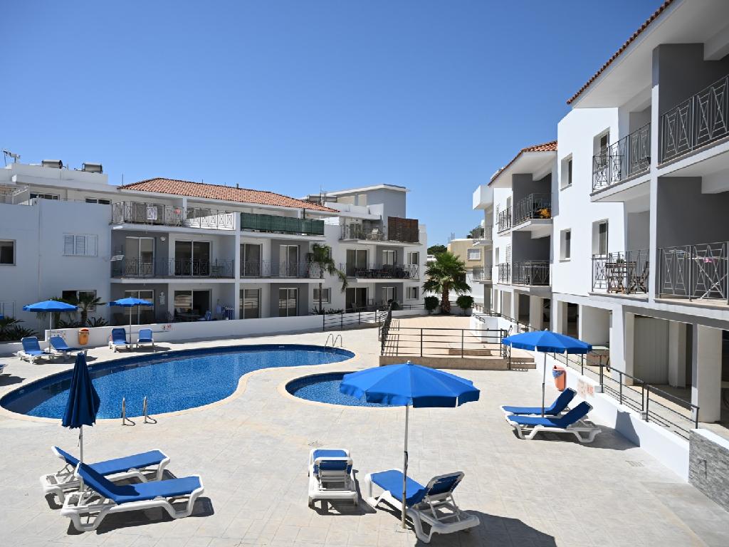 2 bed apt in Kapparis