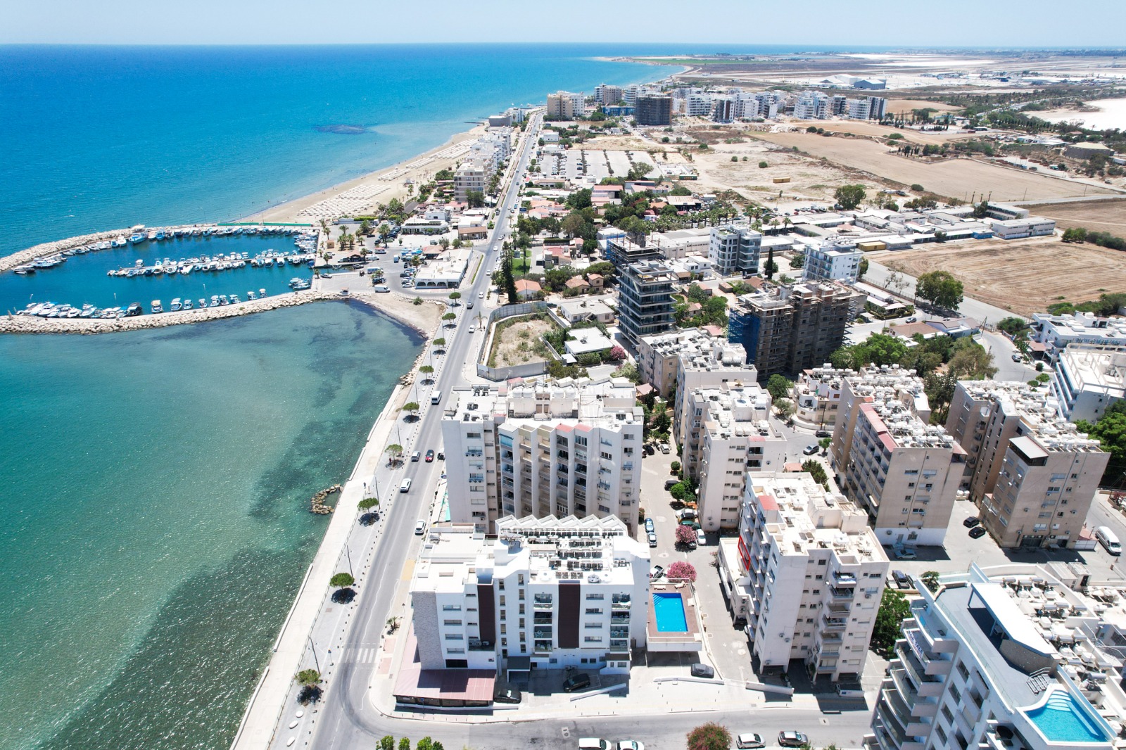 3 bed apt inn makenzy