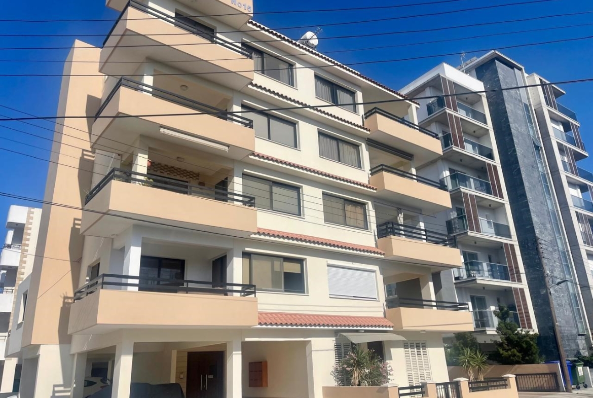 APARTMENT IN FANEROMENI