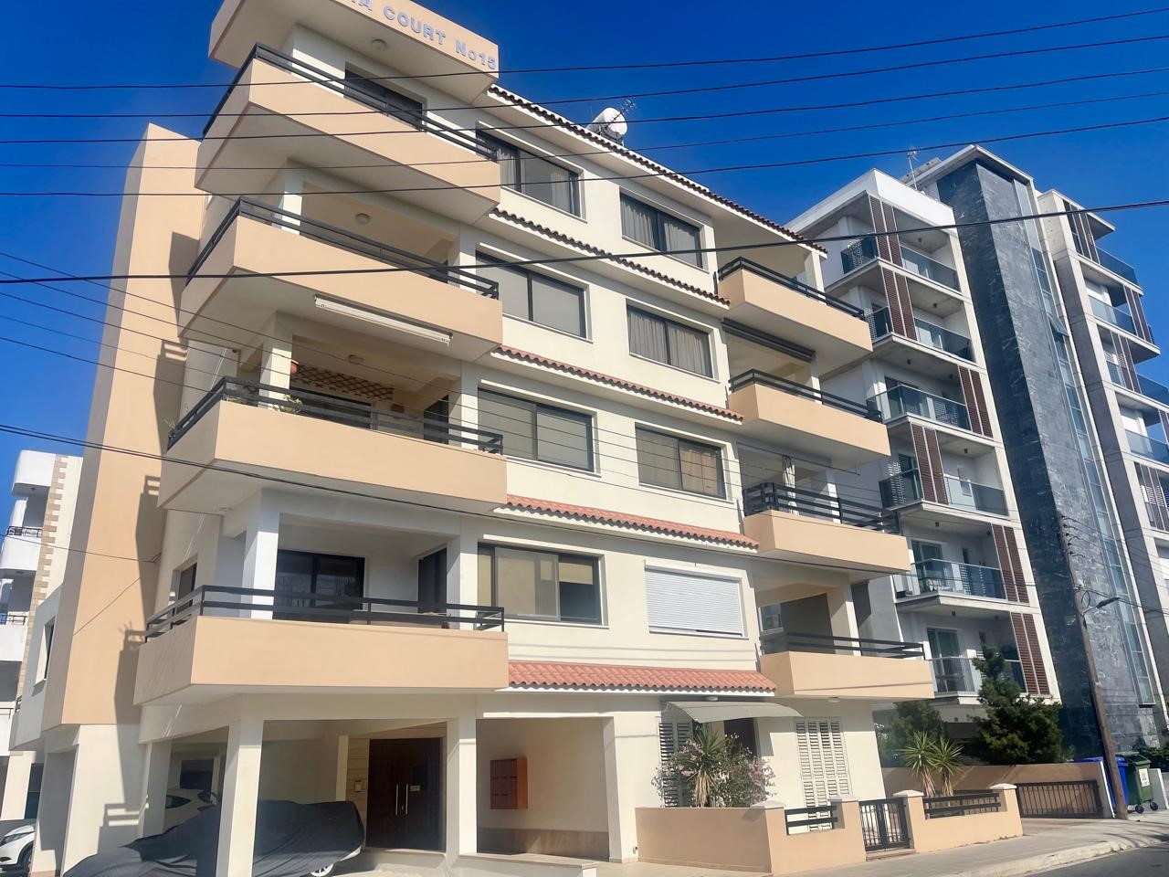 APARTMENT IN FANEROMENI