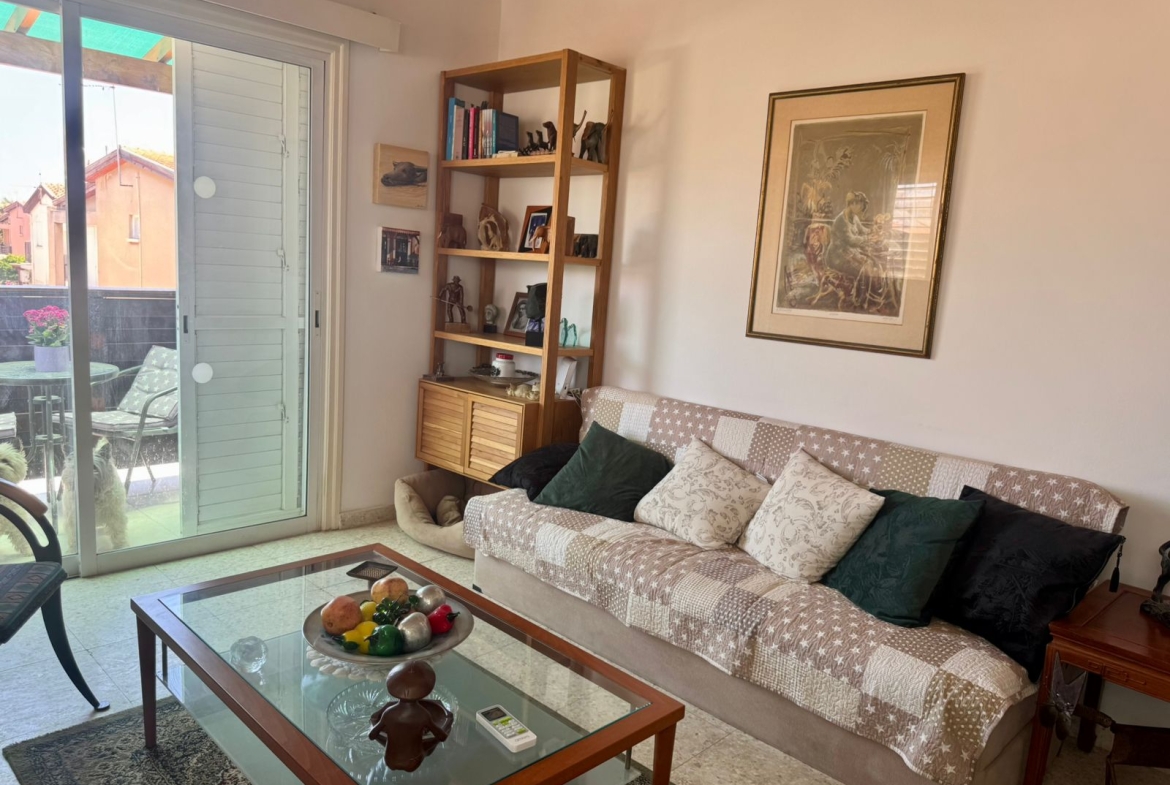 apartment in Pervolia