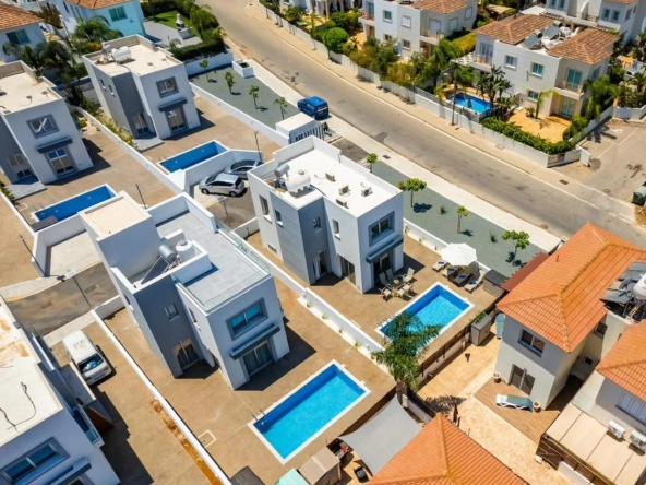 1 VILLA IN AYIA TRIADA 9915 5