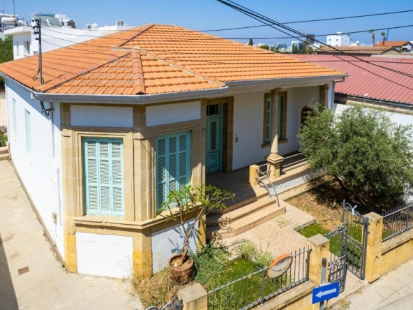 house in chrysopolitissa