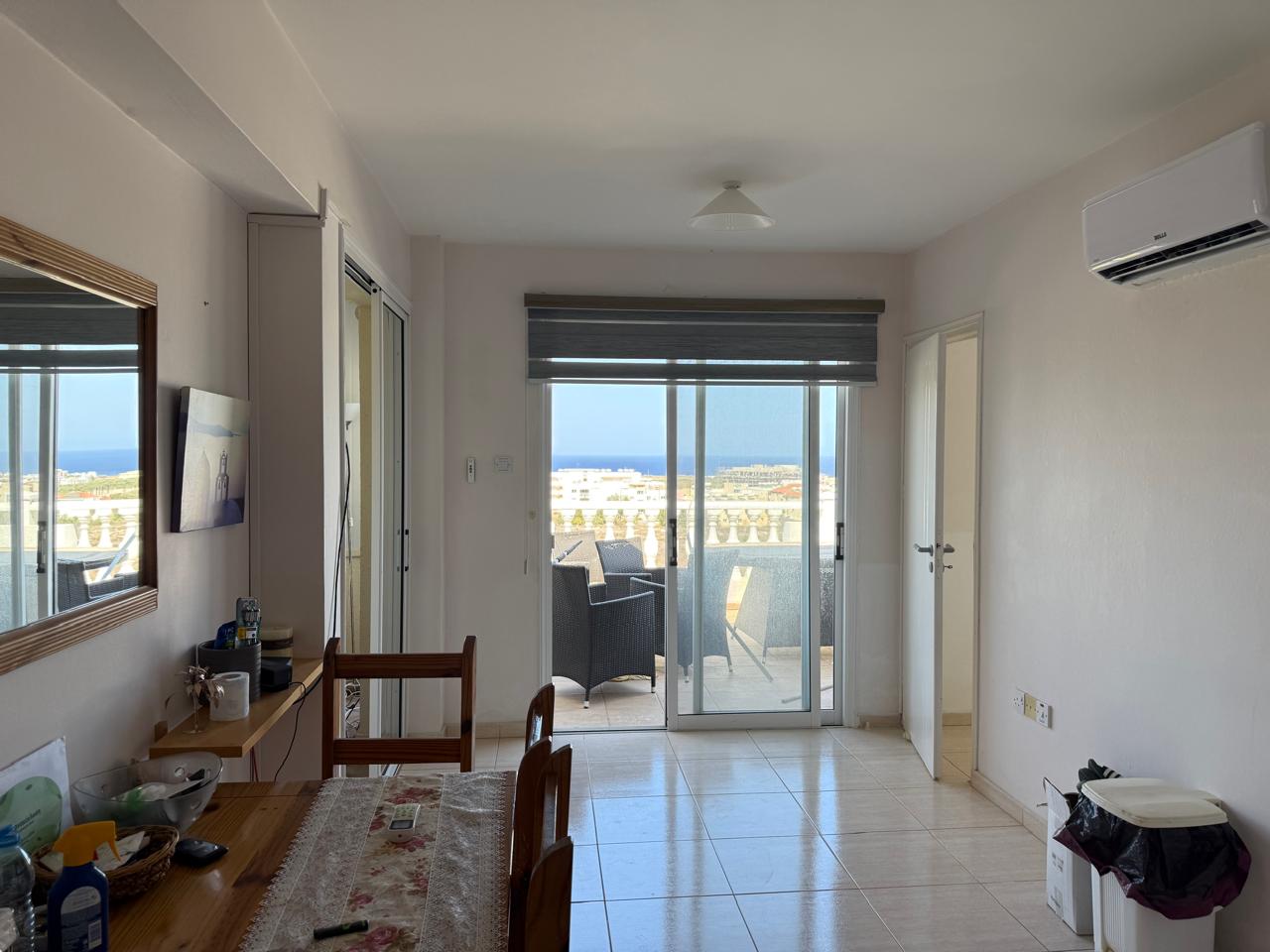 apt-rent-paralimni