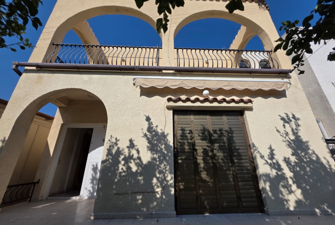 house in fANEROMENI